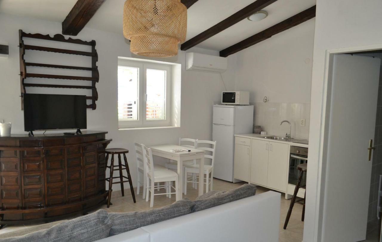 וויס Apartments Martinis מראה חיצוני תמונה