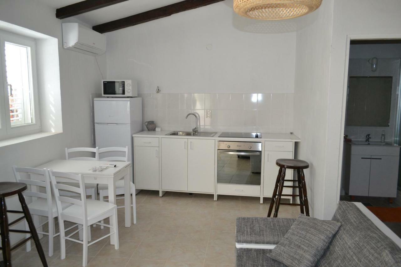וויס Apartments Martinis מראה חיצוני תמונה